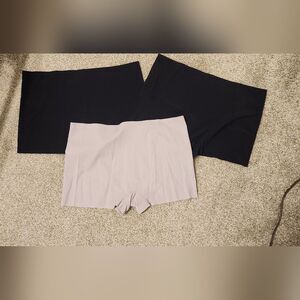 Women's Black and Beige BoyShorts